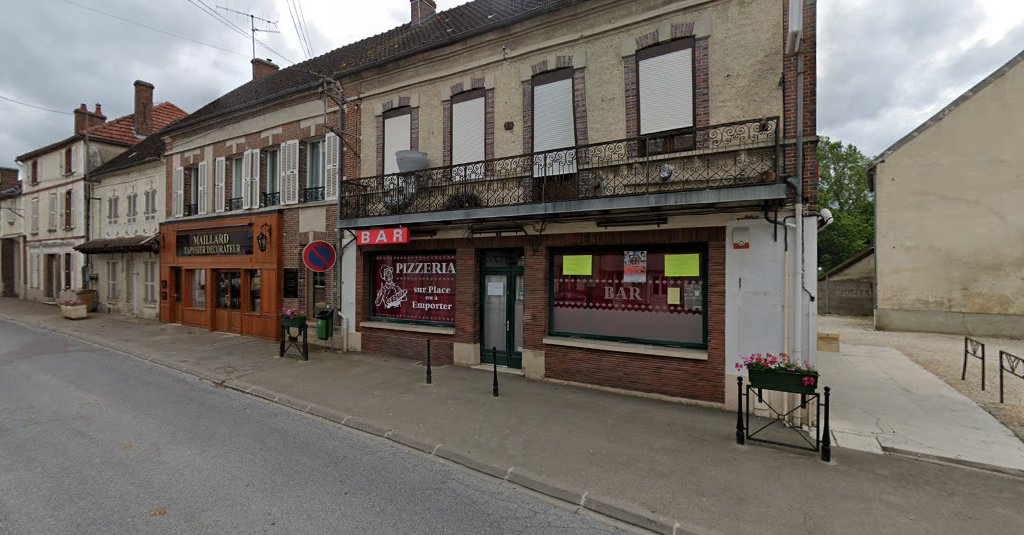 Cafe De La Poste à Anglure (Marne 51)