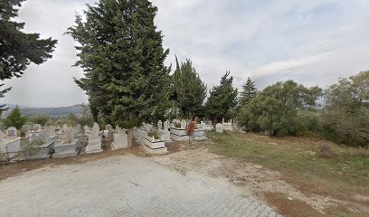 Mansuroğlu Aile Mezarlığı