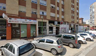 ANA LUENGO Clínica Dental en Burgos