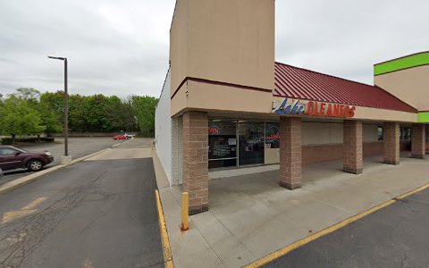 Dry Cleaner «Lake Cleaners», reviews and photos, 1198 E West Maple Rd, Walled Lake, MI 48390, USA
