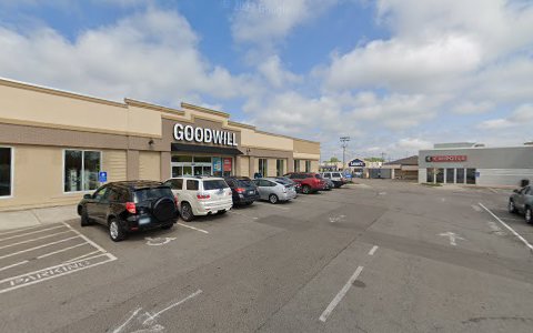 Thrift Store «Goodwill - West St. Paul», reviews and photos