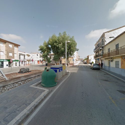 Comercial La Cabria en Linares
