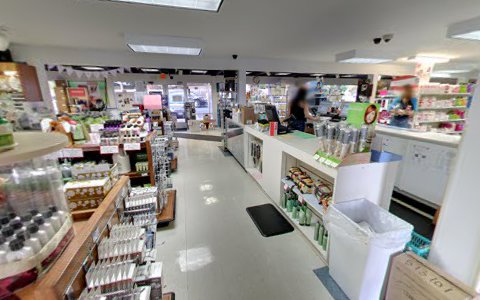Beauty Supply Store «Armstrong McCall Beauty Supply», reviews and photos, 3100 S Lamar Blvd, Austin, TX 78704, USA