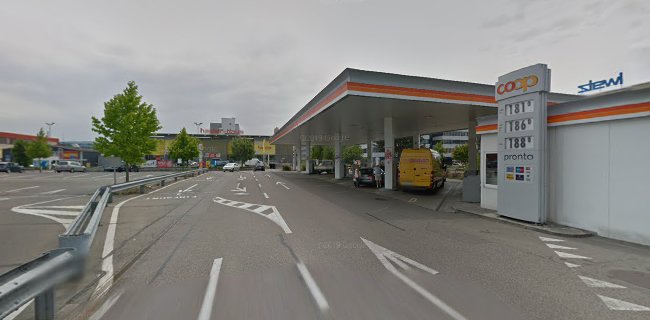 Kommentare und Rezensionen über Coop Pronto Shop mit Tankstelle Winterthur Grüze