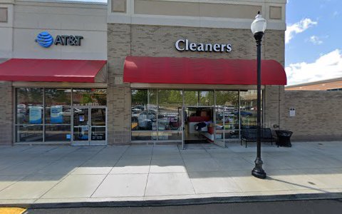 Dry Cleaner «Riding Plaza Cleaners», reviews and photos, 25050 Riding Plaza # 155, Chantilly, VA 20152, USA
