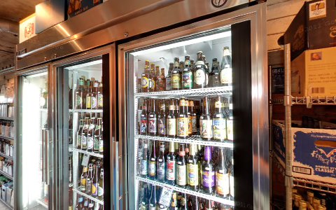 Wine Store «Cloverleaf Fine Wine & Craft Beer», reviews and photos, 711 S Main St, Royal Oak, MI 48067, USA