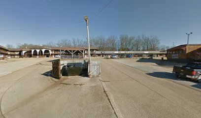 Lester A. Lamoureux, DC - Pet Food Store in Doniphan Missouri
