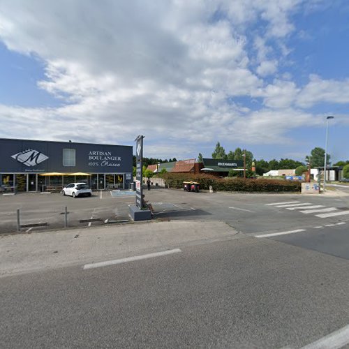 Borne de recharge de véhicules électriques Lidl Charging Station Saint-Jean-d'Illac