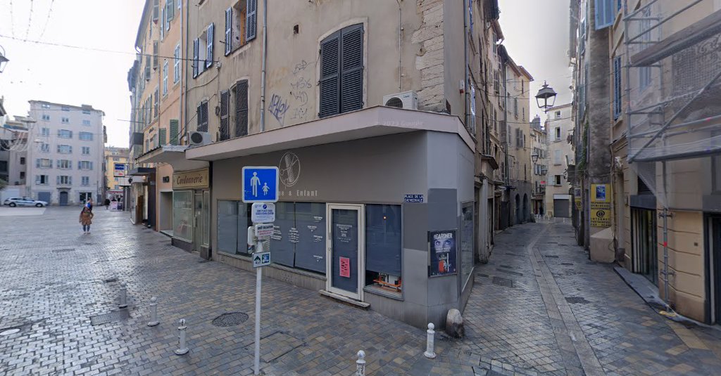 30 rue gimelli à Toulon