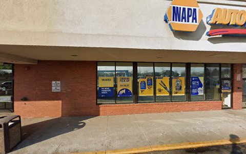 Auto Parts Store «NAPA Auto Parts - Genuine Parts Company», reviews and photos, 570 S Roselle Rd, Schaumburg, IL 60193, USA