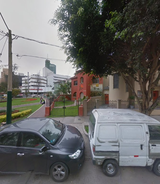 Zip Housing · Lima San Isidro · Aparthotel