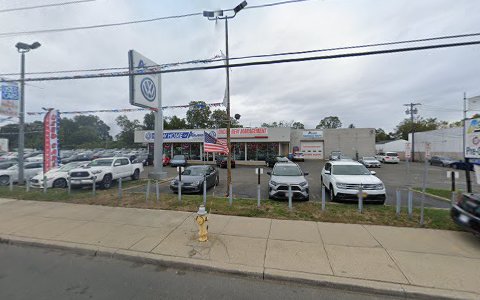 VW of West Islip Service & Parts image 1