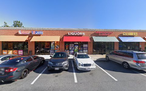 Liquor Store «Dogwood Liquor», reviews and photos, 6900 Dogwood Rd # D, Windsor Mill, MD 21244, USA