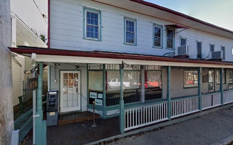 Bar & Grill «Island Bar & Grill», reviews and photos, 11 Circuit Ave, Oak Bluffs, MA 02557, USA