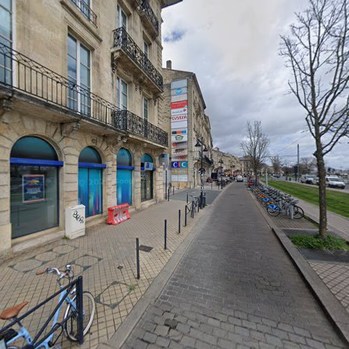 Borne de recharge de véhicules électriques Parcub Station de recharge Bordeaux