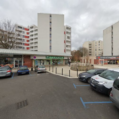 Centre Social André Malraux à Montigny-le-Bretonneux