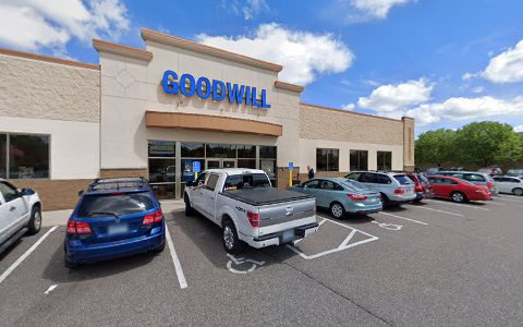 Thrift Store «Goodwill - Maplewood», reviews and photos, 2580 White Bear Ave, Maplewood, MN 55109, USA