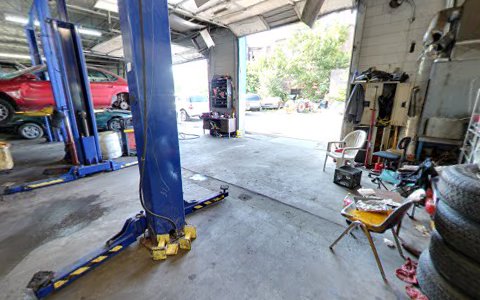 Auto Body Shop «94 & Trumbull Auto Care, Inc.», reviews and photos, 5257 Trumbull St, Detroit, MI 48208, USA
