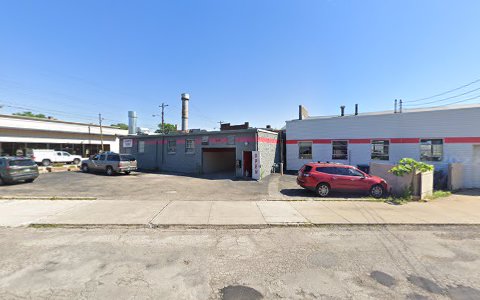 Auto Body Shop «CARSTAR Center City», reviews and photos, 4300 Montgomery Rd, Norwood, OH 45212, USA