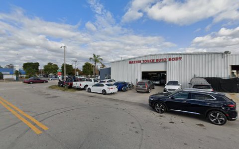 Auto Body Shop «Master Touch Auto Body Inc», reviews and photos, 1508 Viscaya Pkwy, Cape Coral, FL 33990, USA