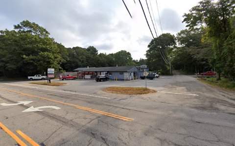 Liquor Store «Wolf Rock Wine & Spirits», reviews and photos, 806 S County Trail, Exeter, RI 02822, USA