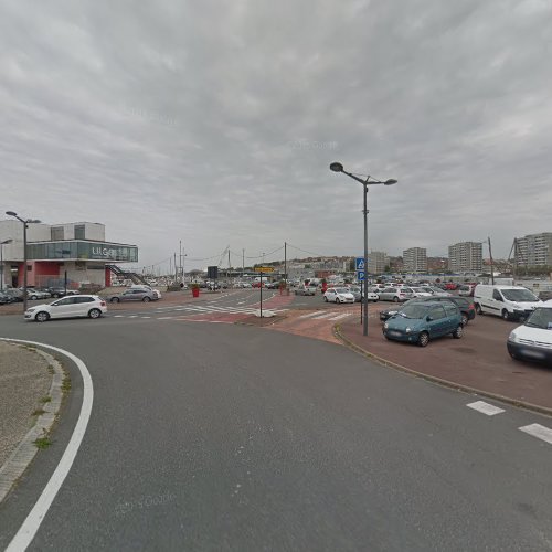 Borne de recharge de véhicules électriques KiWhi Pass Charging Station Boulogne-sur-Mer