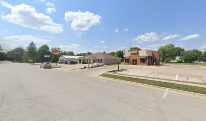 Dr. Clayton Lowe - Pet Food Store in Winterset Iowa