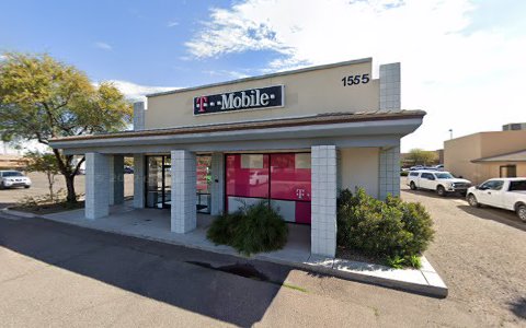 Cell Phone Store «T-Mobile», reviews and photos, 1555 N Dysart Rd, Avondale, AZ 85323, USA