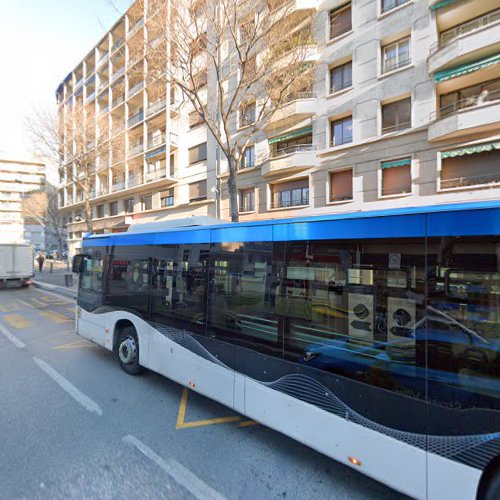 Borne de recharge de véhicules électriques INDIGO Charging Station Marseille