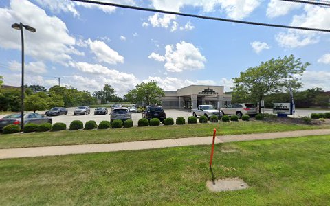 Auto Repair Shop «Metro Accident Repair Center», reviews and photos, 15541 Brookpark Rd, Cleveland, OH 44142, USA