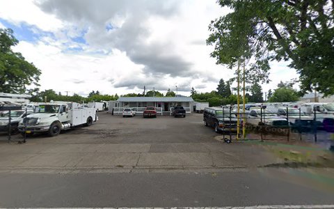 Used Car Dealer «Oregon Auto Group», reviews and photos, 1300 Main St, Springfield, OR 97477, USA