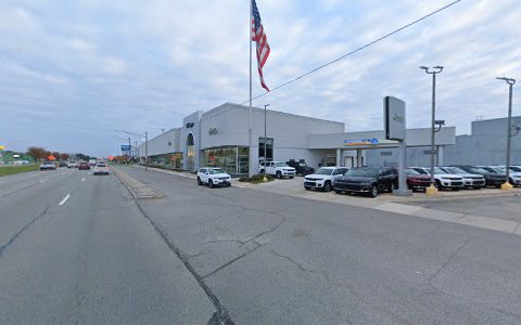 Car Dealer «Village Automotive», reviews and photos, 31200 Woodward Ave, Royal Oak, MI 48073, USA
