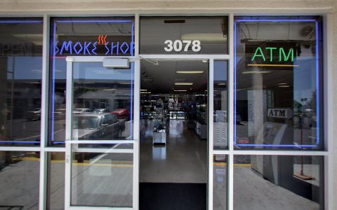 Tobacco Shop «City Rock Smoke Shop», reviews and photos, 3078 El Camino Real, Santa Clara, CA 95051, USA
