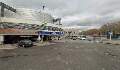 12.5 parking vélo - scooter - moto - Porte Saint-Cloud
