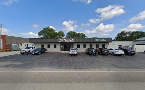 Auto Body Shop «Stock Auto Body and Mechanical», reviews and photos, 263 S 6th St, Wood River, IL 62095, USA