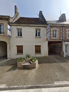 Gayet 18 Rue Saint-Jacques, 41800 Montoire-sur-le-Loir, France