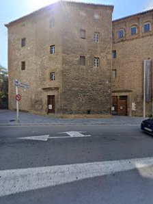 Arxiu Comarcal del Bages. Biblioteca Auxiliar Via de Sant Ignasi, 40, 08241 Manresa, Barcelona, España