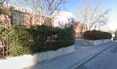 Centro de Mayores y Centro de día José Manuel Bringas - Madrid