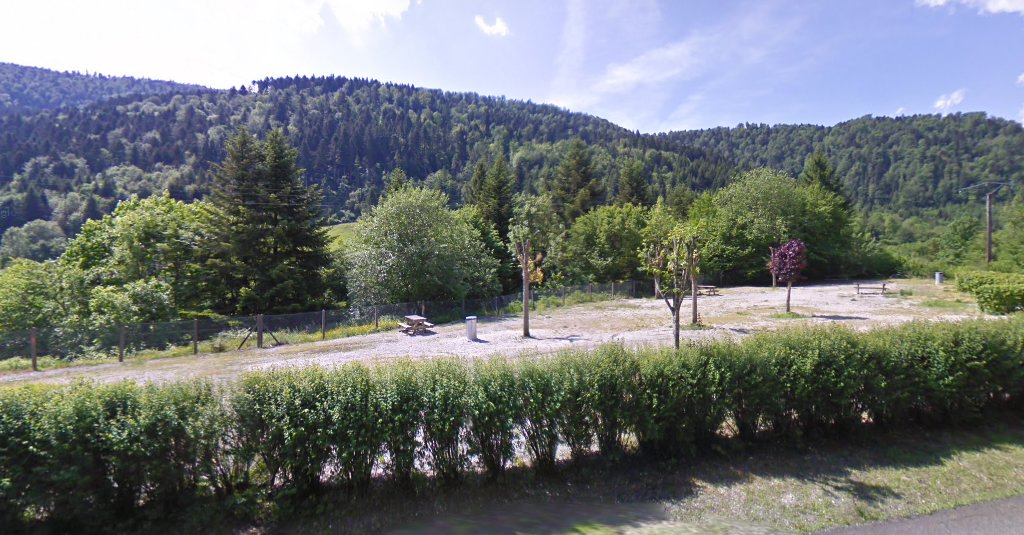aire de stationnement camping cars à Rosureux (Doubs 25)