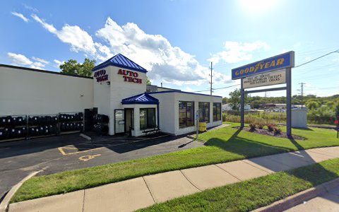 Tire Shop «Auto Tech», reviews and photos, 4005 W Elm St, McHenry, IL 60050, USA