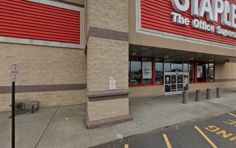 Office Supply Store «Staples», reviews and photos, 653 W Edgar Rd, Linden, NJ 07036, USA