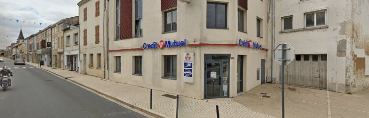 Photo du Banque Crédit Mutuel à Brioux-sur-Boutonne