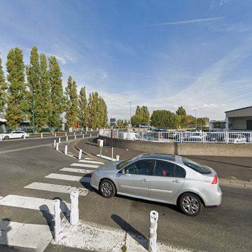 Borne de recharge de véhicules électriques Bricoman Charging Station Clermont-Ferrand