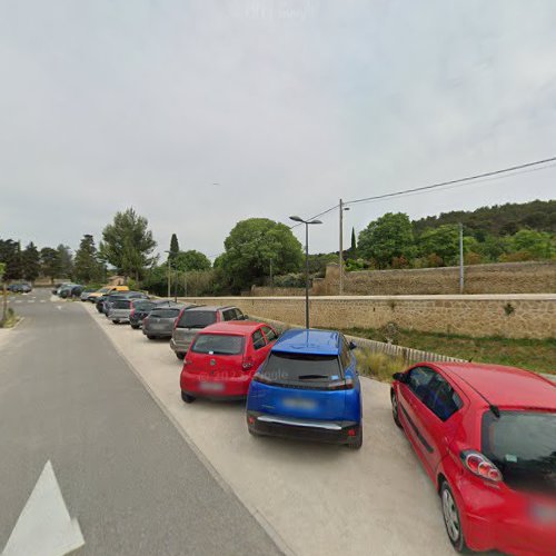 Borne de recharge de véhicules électriques Aix-Marseille Provence Métropole Charging Station Saint-Chamas