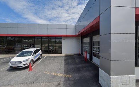 Auto Body Shop «Heritage Toyota Certified Service & Collision Center», reviews and photos, 1501 S Caton Ave, Baltimore, MD 21227, USA