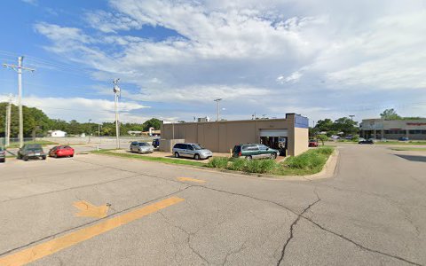 Auto Repair Shop «Wheat State Automotive Repair», reviews and photos, 5522 E Harry St, Wichita, KS 67218, USA