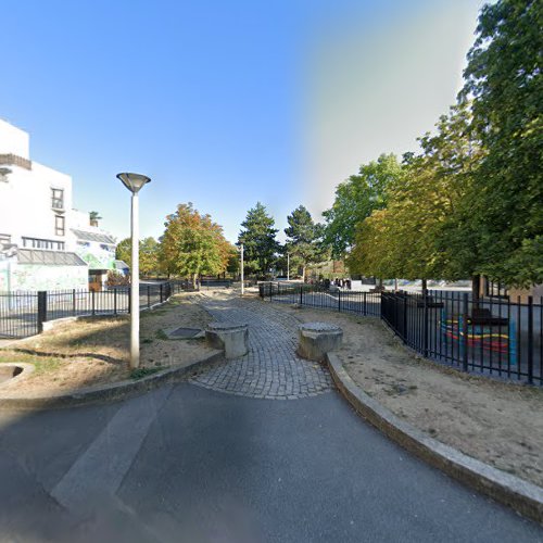 École primaire Ecole Élémentaire Jules Verne Évry-Courcouronnes