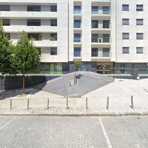 Segurança Máxima - Escola de Condução do Alto dos Moinhos em Lisboa