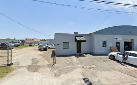 Auto Body Shop «Whiteville Body Shop Inc», reviews and photos, 129 W Walter St, Whiteville, NC 28472, USA