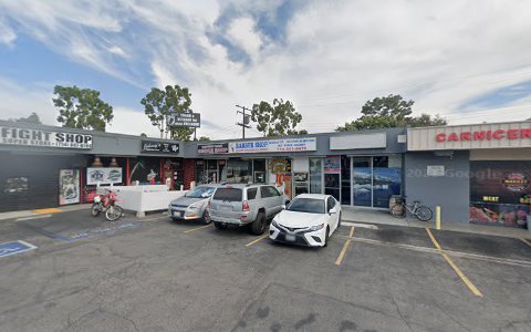 Tobacco Shop «Raspberry Roach Smoke Shop», reviews and photos, 17430 Beach Blvd, Huntington Beach, CA 92647, USA